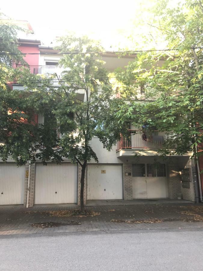 Arany Apartman Сегед Екстериор снимка